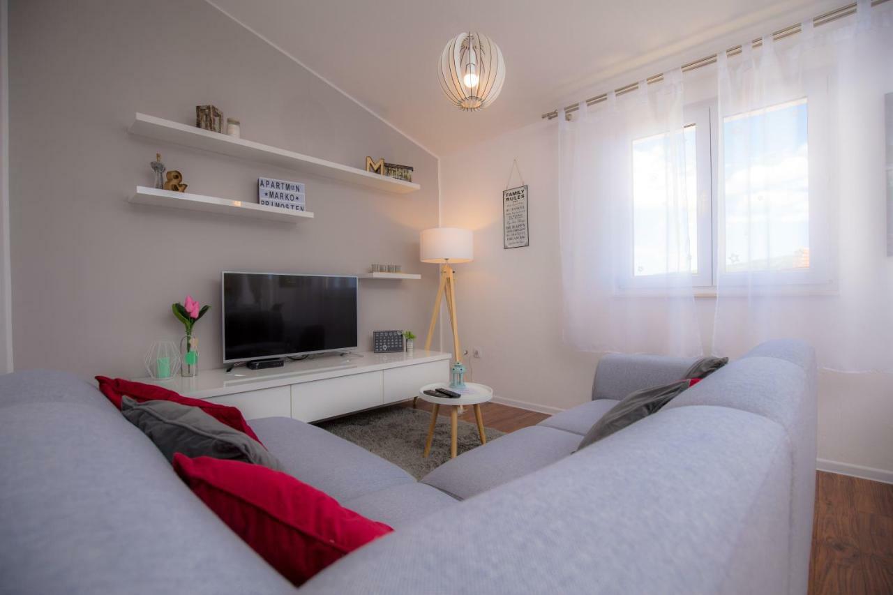 Apartman Marko Primosten Bagian luar foto