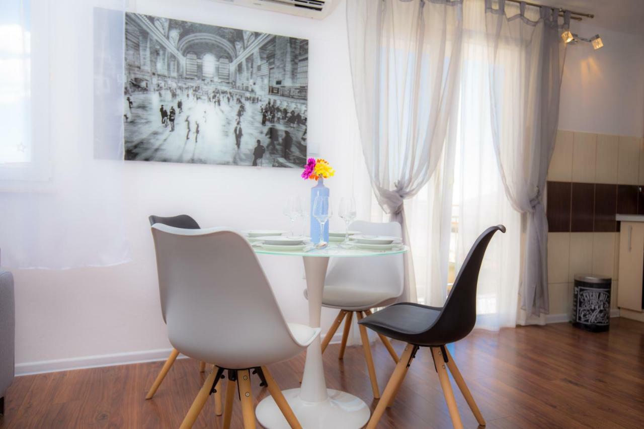 Apartman Marko Primosten Bagian luar foto